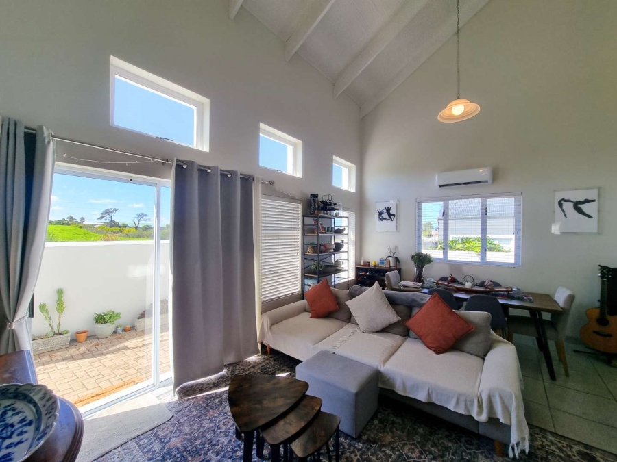 3 Bedroom Property for Sale in Sandbaai Western Cape